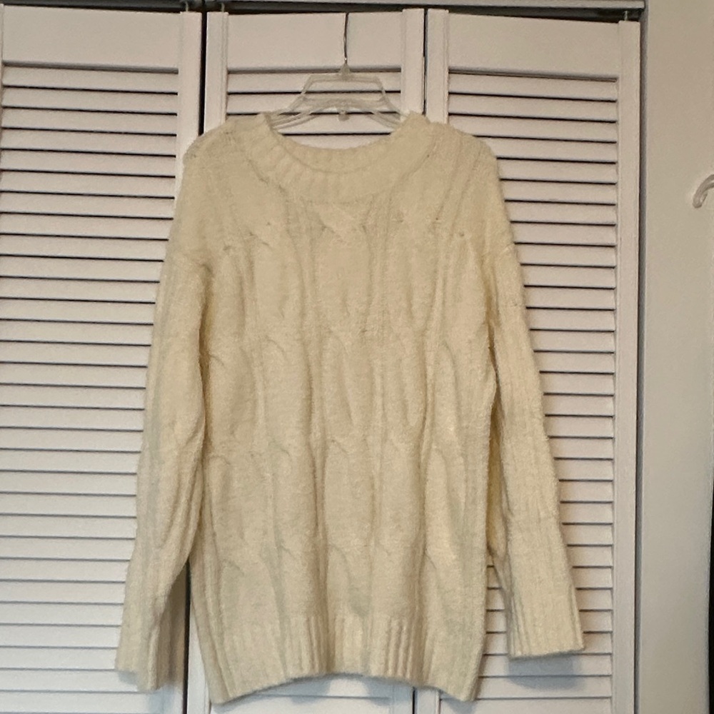 American Eagle Outfitters Cream Cable Knit Sweater
